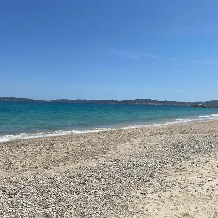 Lovely In Maxime Sainte-Maxime