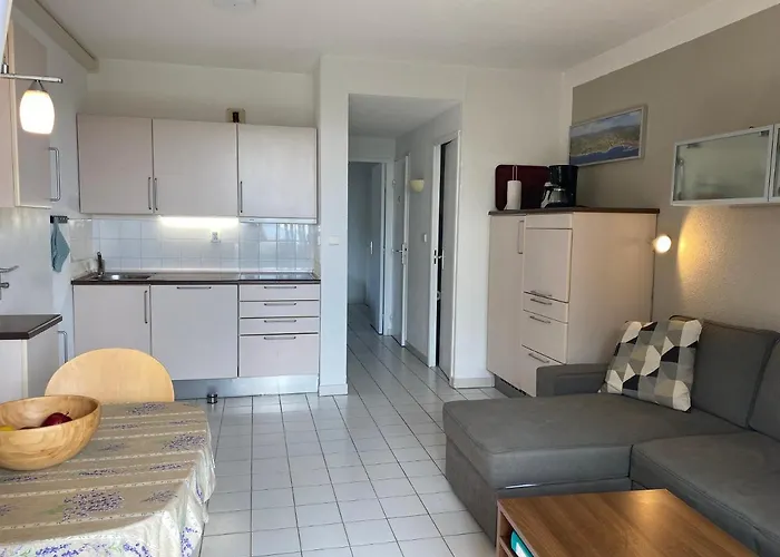 Apartment Lovely In Maxime